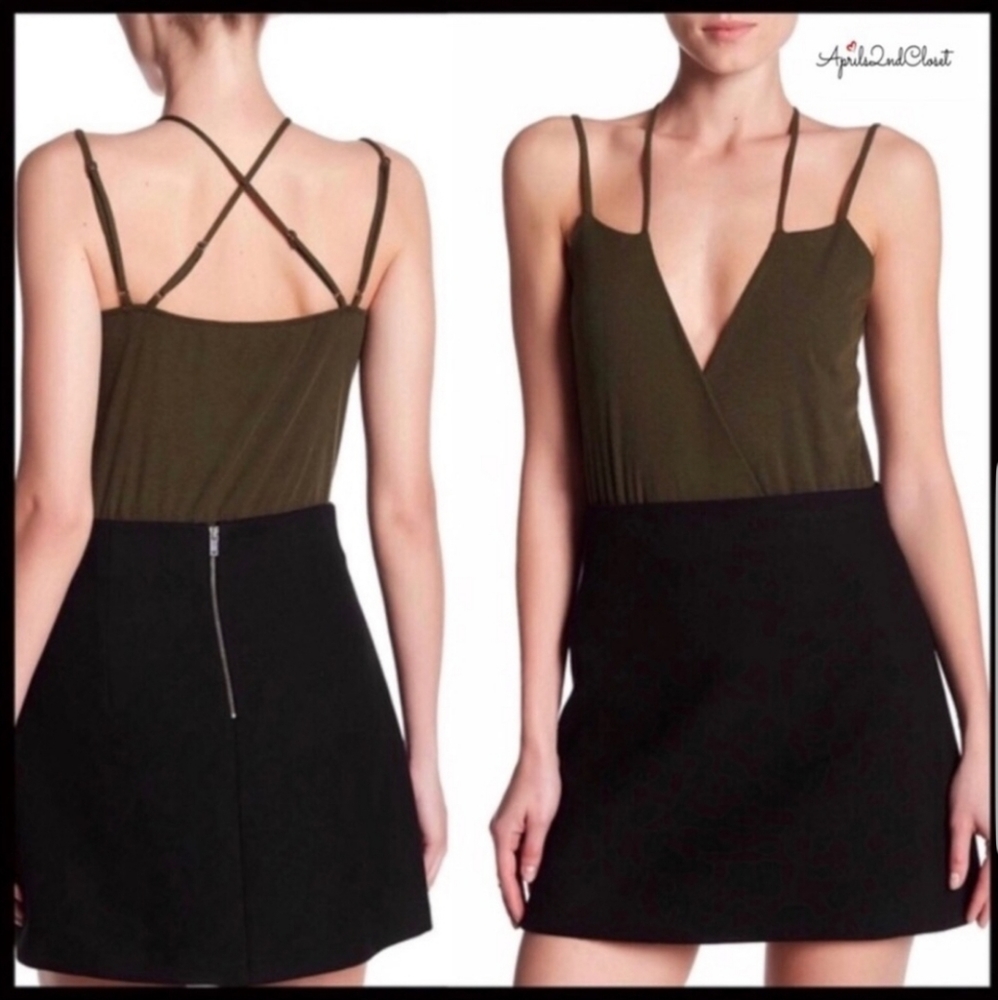 V-NECK CRISSCROSS STRAPPY BACK BODYSUIT